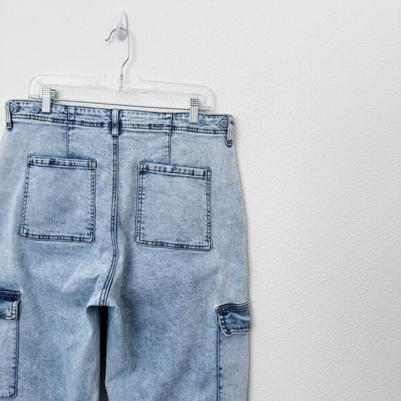 [Sanctuay] Light Wash Acid Denim High Rise Wide Leg Cargo Jeans Stretch Size 32 - Picture 6 of 11